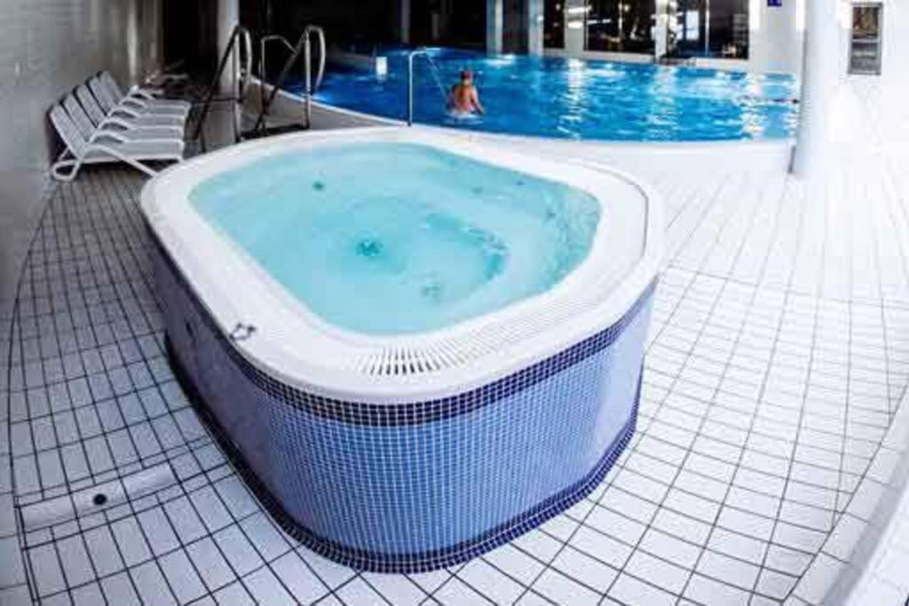 Premium Apartment For Jewish Quarter & Old Town Plus Pool كراكوفيا المظهر الخارجي الصورة